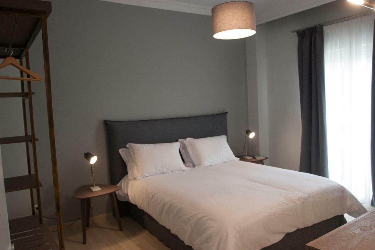 Stylish Zoi's Next To Helexpo, White Tower Appartement